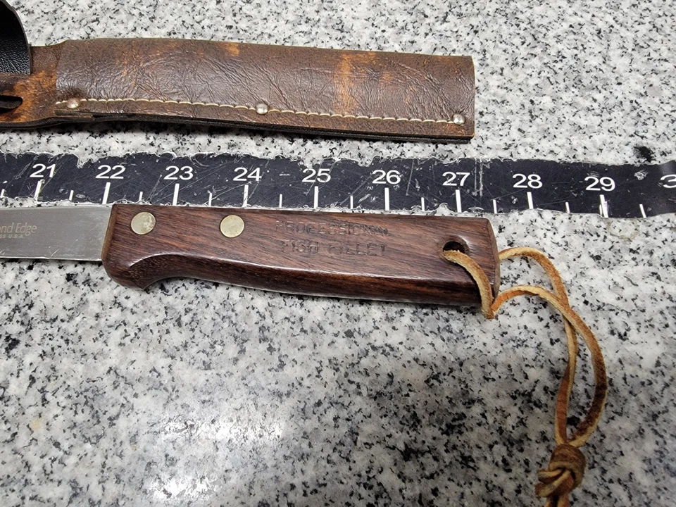 Cuchillo Filete Pescado Profesional Borde Diamante Imperial De Colección Funda De Cuero EE. UU. Foto 2 de 4