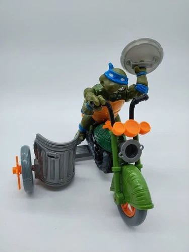 Teenage Mutant Ninja Turtles Turtle Cycle Vintage 1989 Complete with 1988 Leo HH