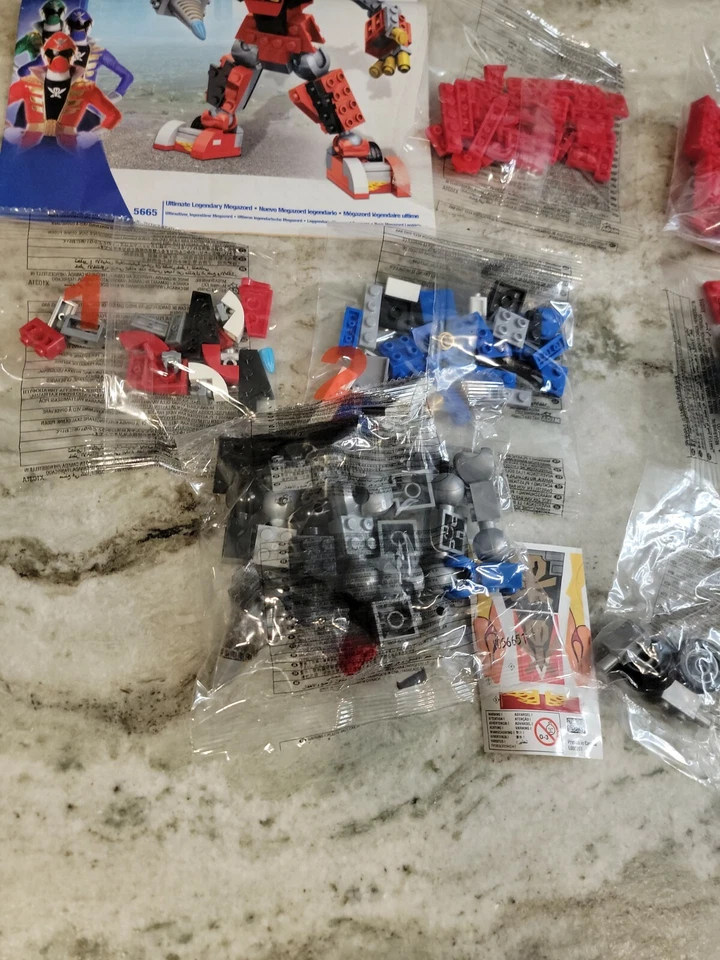 Mega Bloks Power Rangers Super Megaforce LEGENDARY MEGAZORD 05665 sellado en bolsas Foto 3 de 4