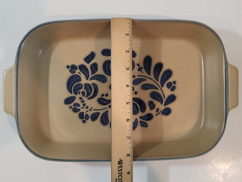 Pfaltzgraff Folk art 2 Qt. rectangular baker, #236, small castle, USA (PFA-B2) - Picture 13 of 14