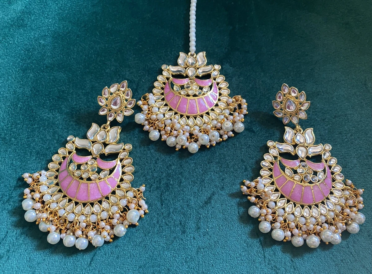 Big maang tikka with earrings deals