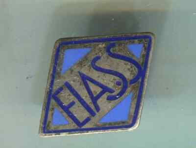 Brosche Frankreich E I L S S22 x 29mm (sw267)