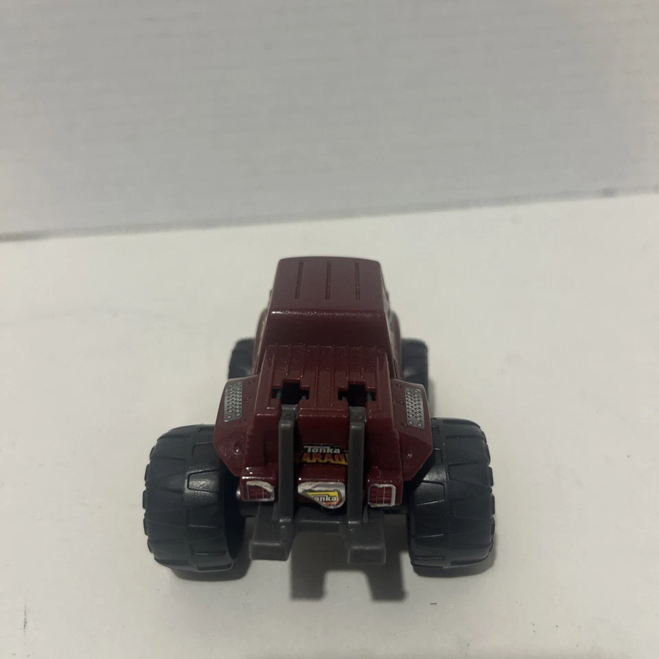 Rare Limited Cars Collectible Plastic and Toy Vehicles Cars Trucks 2011 - Image 4 of 4