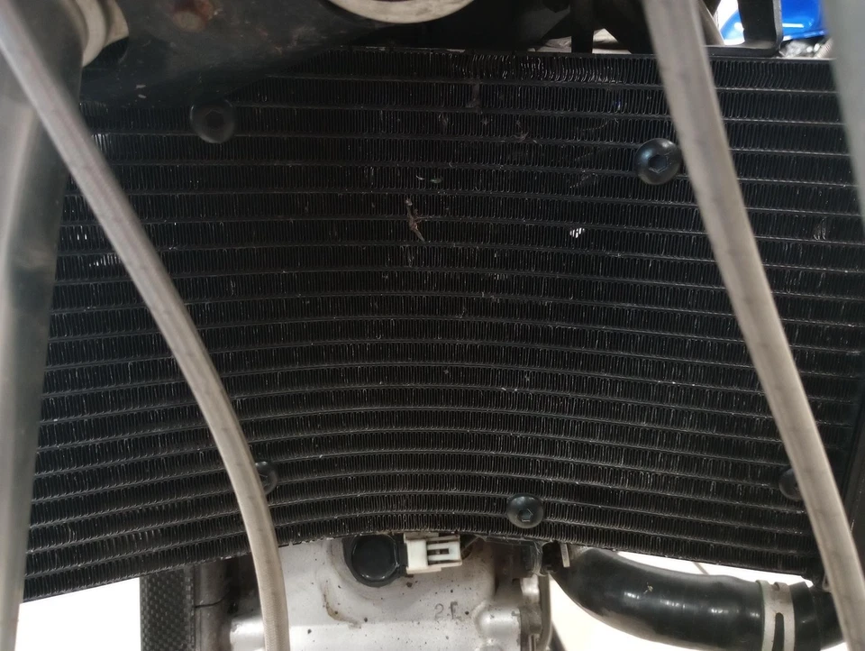 Radiador Ducati Monster S4-02 2002 Foto 2 de 4