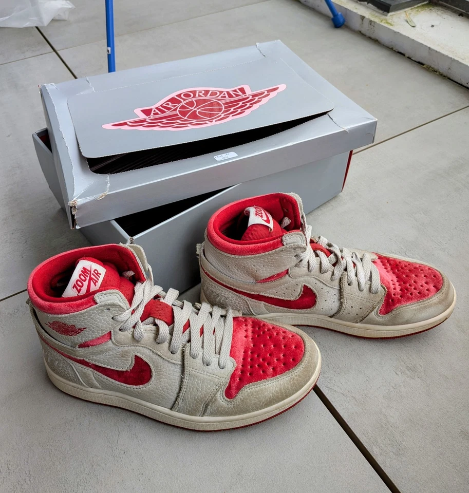 Nike Air Jordan 1 High, photo 1 sur 5