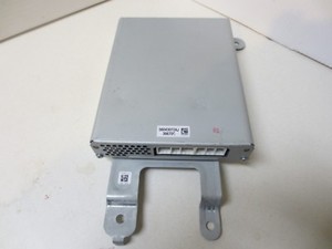 2003-04 Dodge Dakota & Durango NEW Harman Premium Amplifier 56043072AJ w/Bracket 2003-04 Dodge Dakota & Durango NEW Harman Premium Amplifier 56043072AJ w/Bracket
