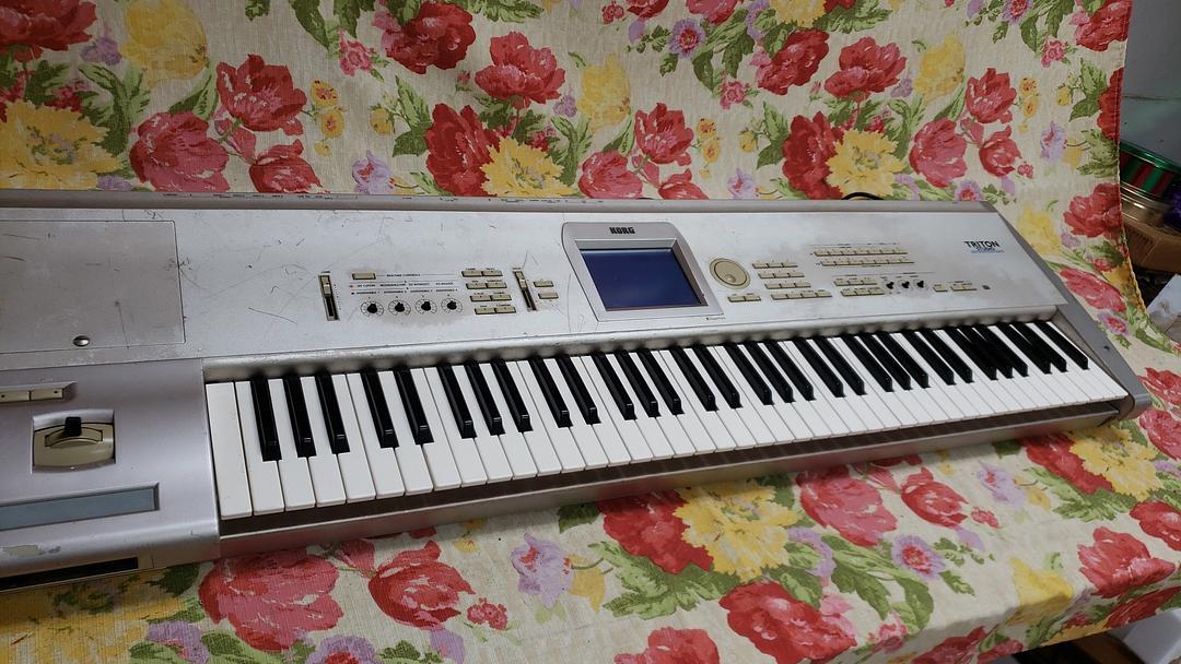 Korg Triton Studio 61Key Synthesizer Workstation Tested Korg Triton Studio 61Key Synthesizer Workstation Tested