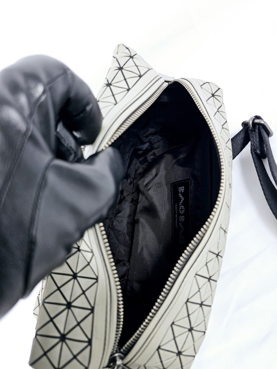 バッグ BAO BAO ISSEY MIYAKE SADDLE BAG Bao Bao Issey Miyake Saddle Bag Crossbody | Saks Fifth Avenue