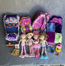 Lote de Muñecas y Muebles Groovy Niñas Cama Silla Carro Ropa Lámpara Tienda Y2K