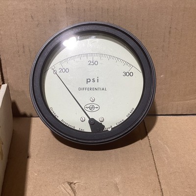 Orange Research 1301-E1006 Differential Pressure Gauge 6in 0-300psi 1/4in Npt