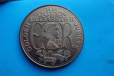 2002, Medaglione Giubileo d'Oro Eliz II (formato corona) vedi immagini.