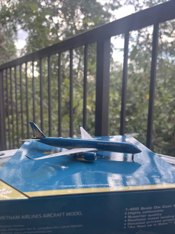 Vietnam Airlines Airbus A350-900. Gemini Jets 1:400. Foto 3 de 4