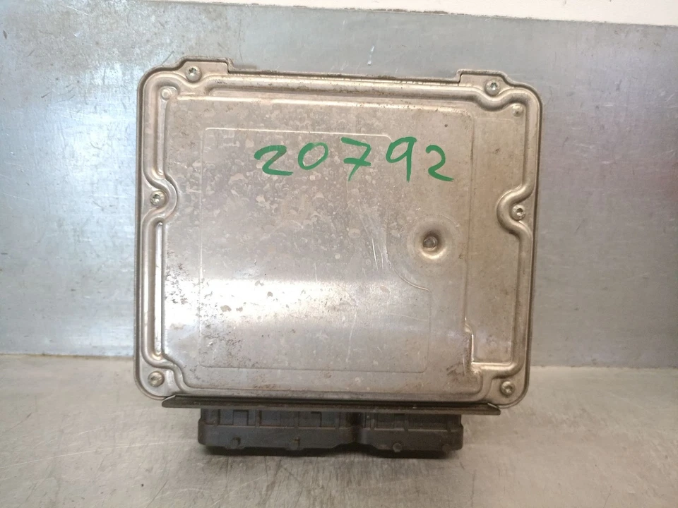 896610D480 CENTRALINA MOTORE / 0281012516 BOSCH / 5173510 PER TOYOTA YARIS _P9_ - Immagine 2 di 4