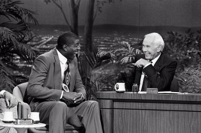 Professional basketball player Magic Johnson with guest host Johnn- Old Photo 1