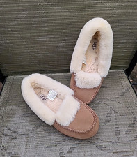 UGG Dakota Spill Seam Chestnut Suede Sheepskin Fur Moccasin Slippers Size 6