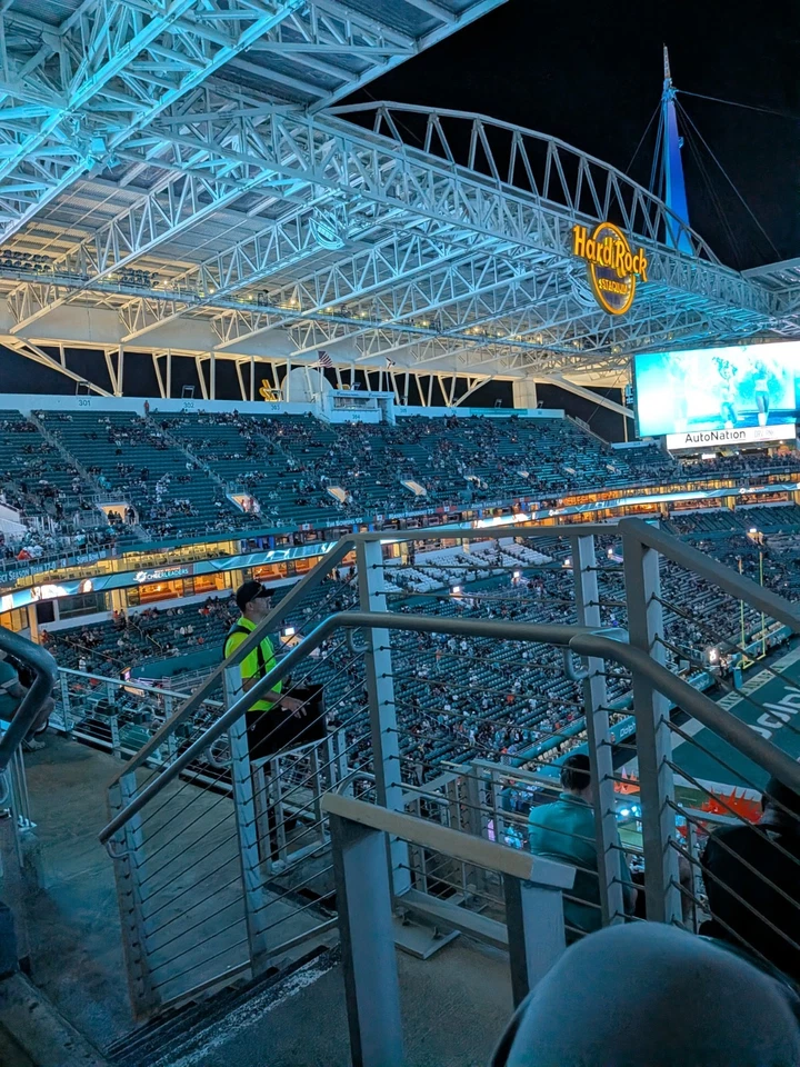 CIN BENGALS @ MIA DOLPHINS +PARK SEC348/ROW6 (2 Tix) Instant tranfer - Image 3 of 3