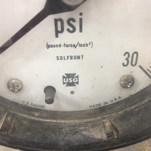 Amatek USG Solfrunt 0-30PSI Pressure Gauge 4" W/ Diaphragm Plate - Picture 3 of 8
