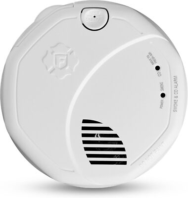 First Alert SMCO500V, Interconnect Battery-Operated Combination Smoke, 1-Pack