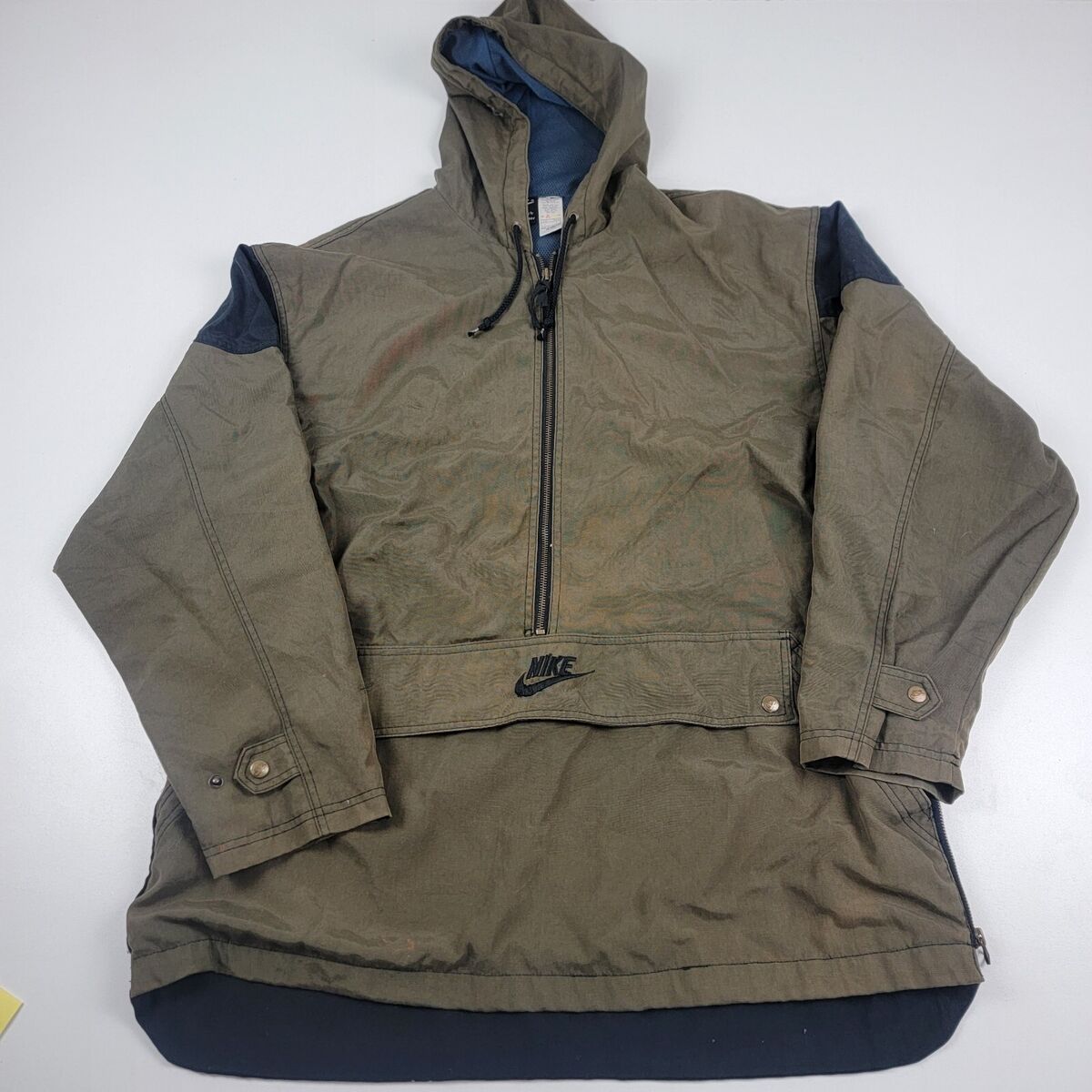 Nike Footlocker Vintage 90s 1/2 Zip Jacket Olive Brown Men's Nike Footlocker Vintage 90s 1/2 Zip Jacket Olive Brown Men's