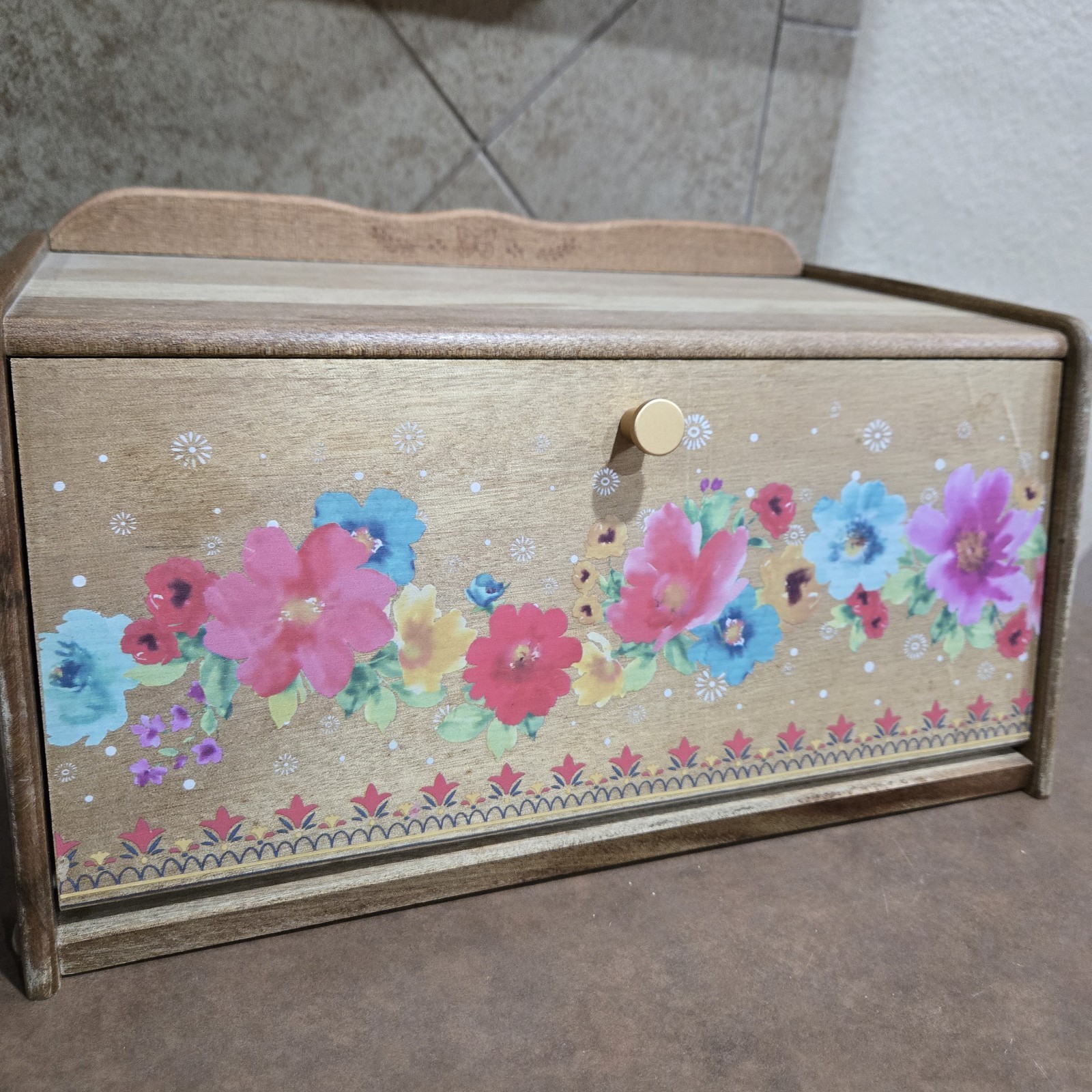Pioneer Woman Breezy Blossom Brown Acacia Wooden Bread Box Kitchen Cottagecore 