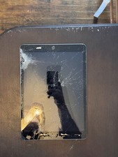 Apple iPad 9th Gen. 64GB, Space Gray, Wi-Fi, 10.2 in - Screen DAMAGE sold As-is