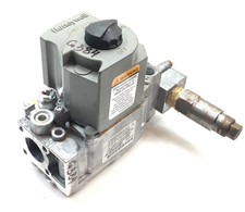 Honeywell VR8205R2091 for LP GAS Furnace Gas Valve Nordyne 624610 1/2" used G384