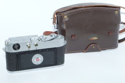 Leica M3 DS 35mm Rangefinder FILM camera body . 1955. Case & Cap