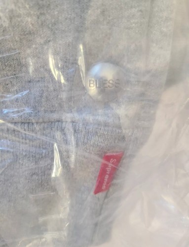 SUPREME®/BLESS CREWNECK Medium (*New) - Picture 7 of 8