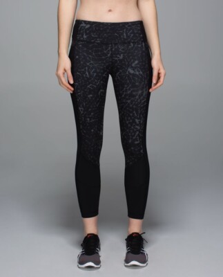 Lululemon Trail Bound 7/8 Tight *Full-On Luxtreme 4 star crushed black