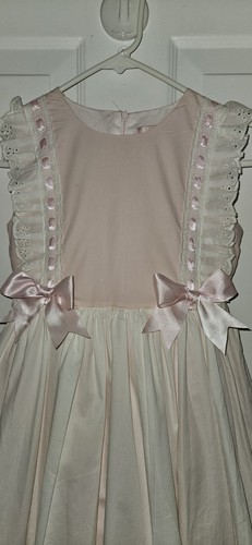 Beautiful Vintage Lovelly Girls Ruffle  Eyelet  Dress Sz 10 - Picture 3 of 5