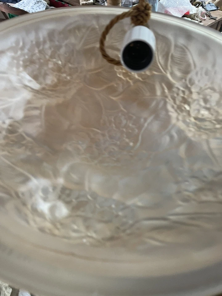 Antigua araña francesa Art Deco de vidrio cúpula techo melocotón floral hortensia Foto 3 de 4