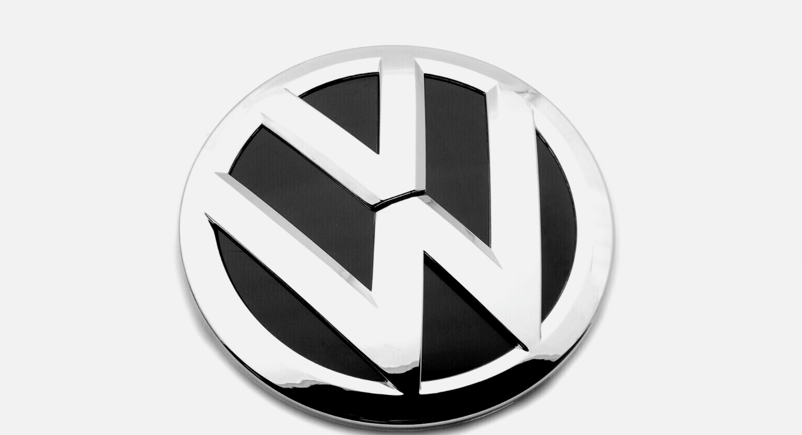 15-21 VW Volkswagen Front Grille Emblem Badge Golf GTI Jetta Alltrack Passat