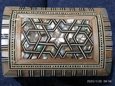 SCATOLA COFANETTO PORTA GIOIE INTARSI LEGNO E MADREPERLA IDEA REGALO SCATOLINA