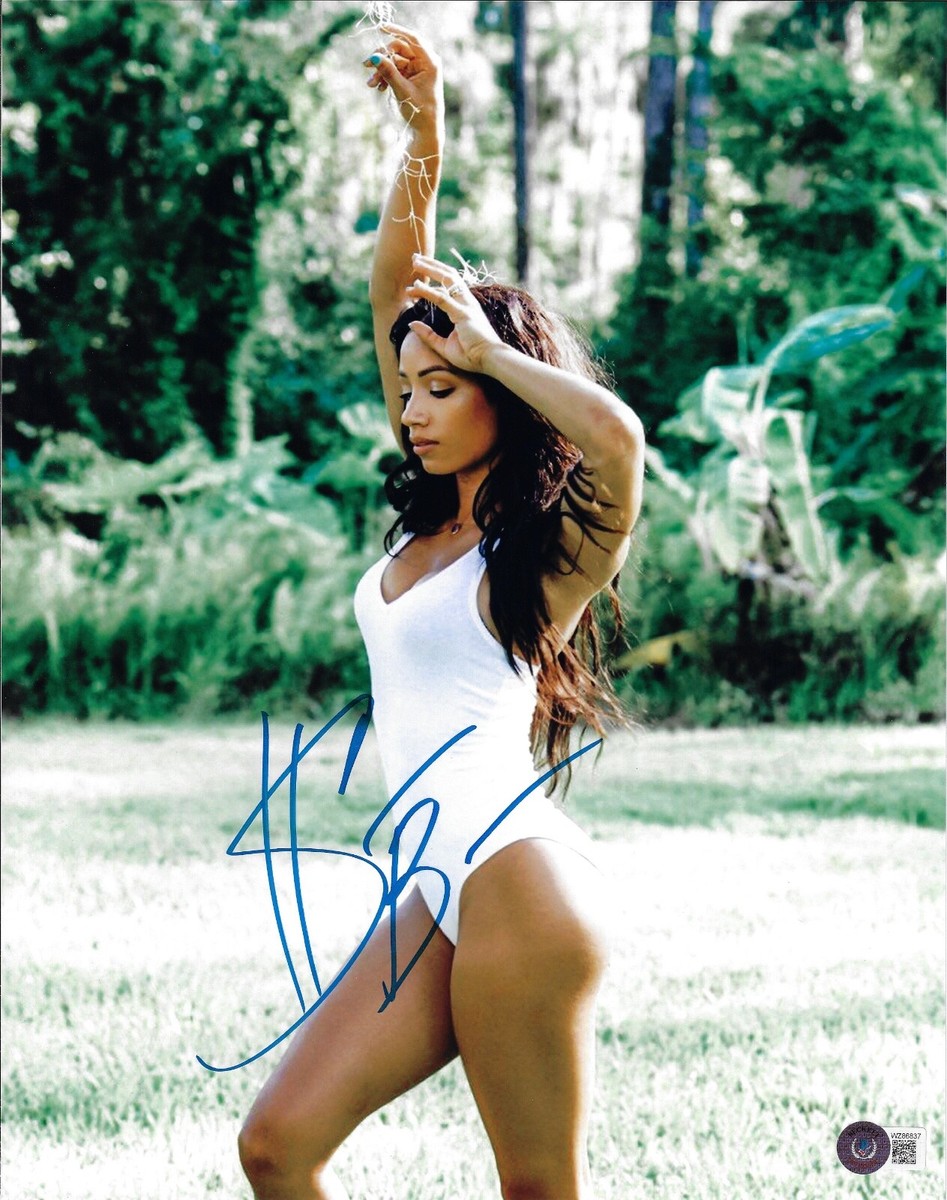 Sasha Banks 11x14 Photo Signed Mercedes Varnado Sexy White Beckett BAS