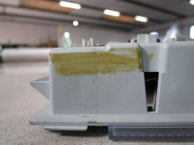 13285096 CHEVROLET CRUZE 2.0 D 110KW 5M 5P INTERIOR LIGHT CEILING LIGHT (20 - Image 2 of 3