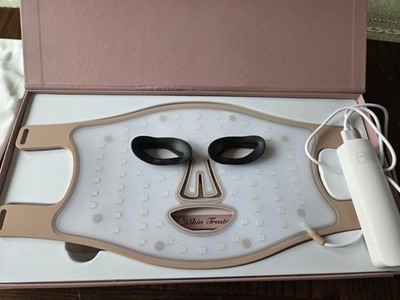 Skin Trusted LED Light Therapy Mask
