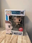 Funko Pop! Vinyl: DC Universe - Oliver Queen (Island Scarred) - Fugitive Toys...