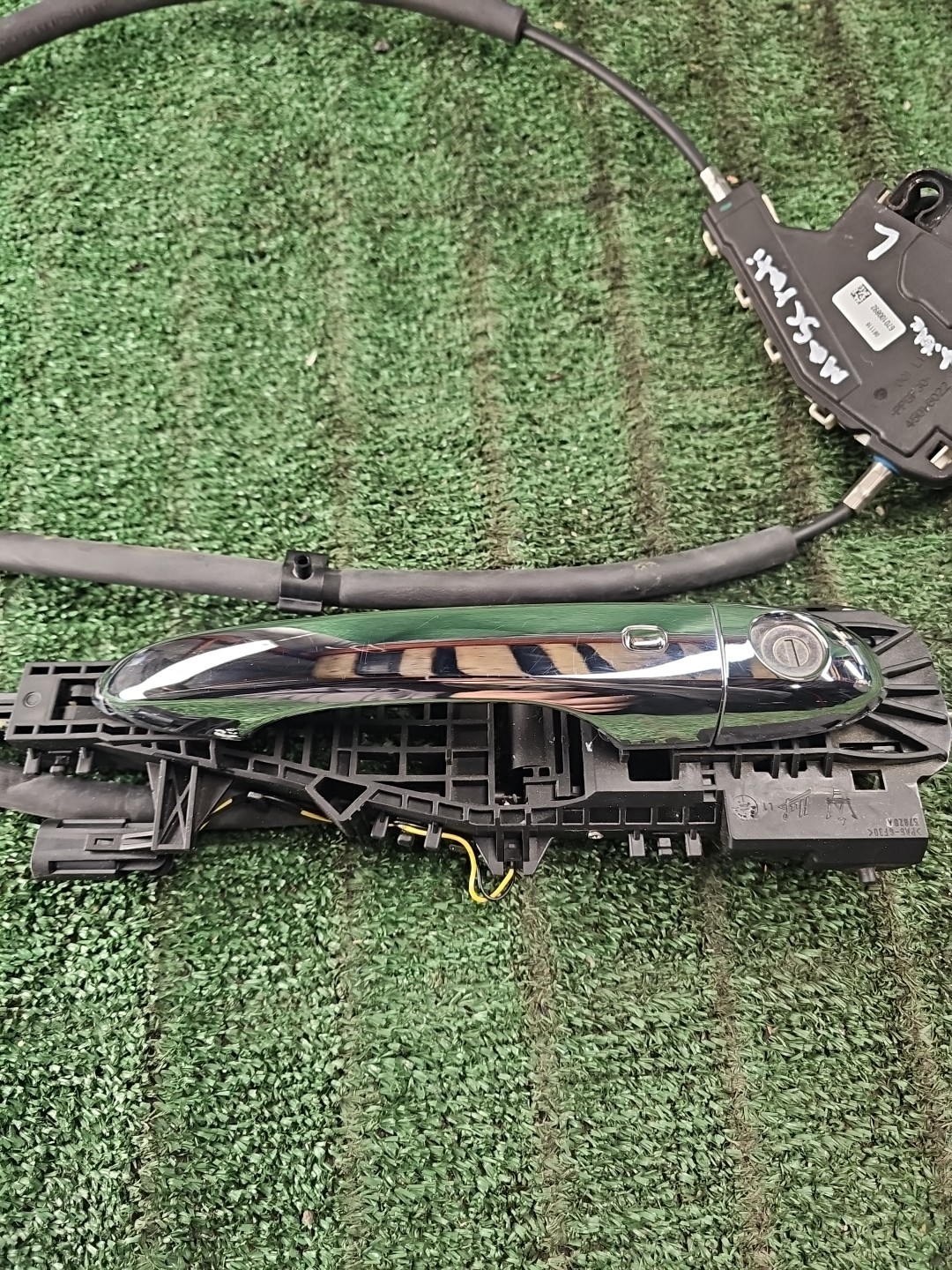 2014-2019 MASERATI GHIBLI LEFT DRIVER FRONT DOOR HANDLE LOCK LATCH ACTUATOR OEM