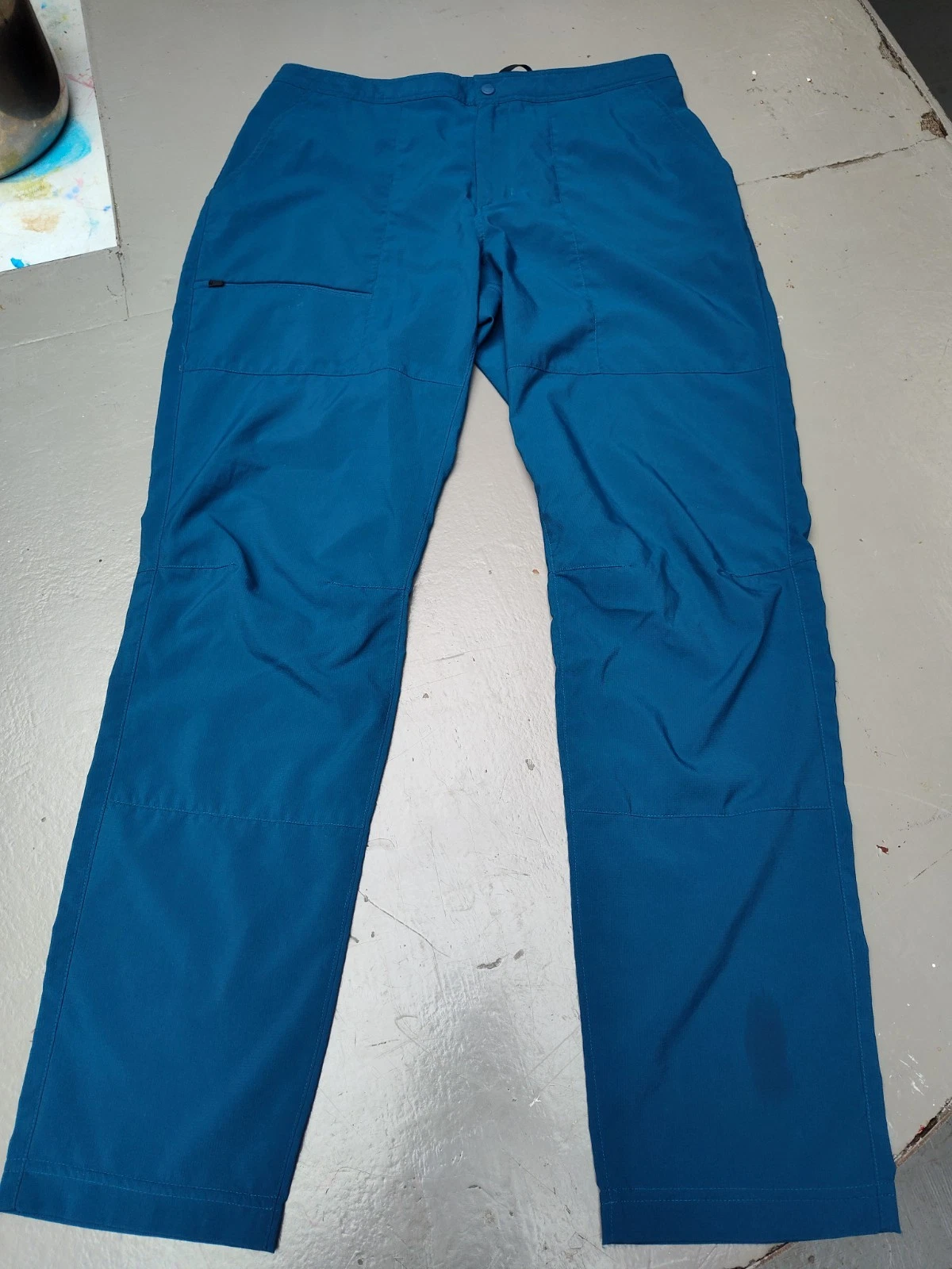 Mountain Hardwear Men’s Hiking Pants 32 Blue Lightweight Outdoor
Opens in a new window or tab