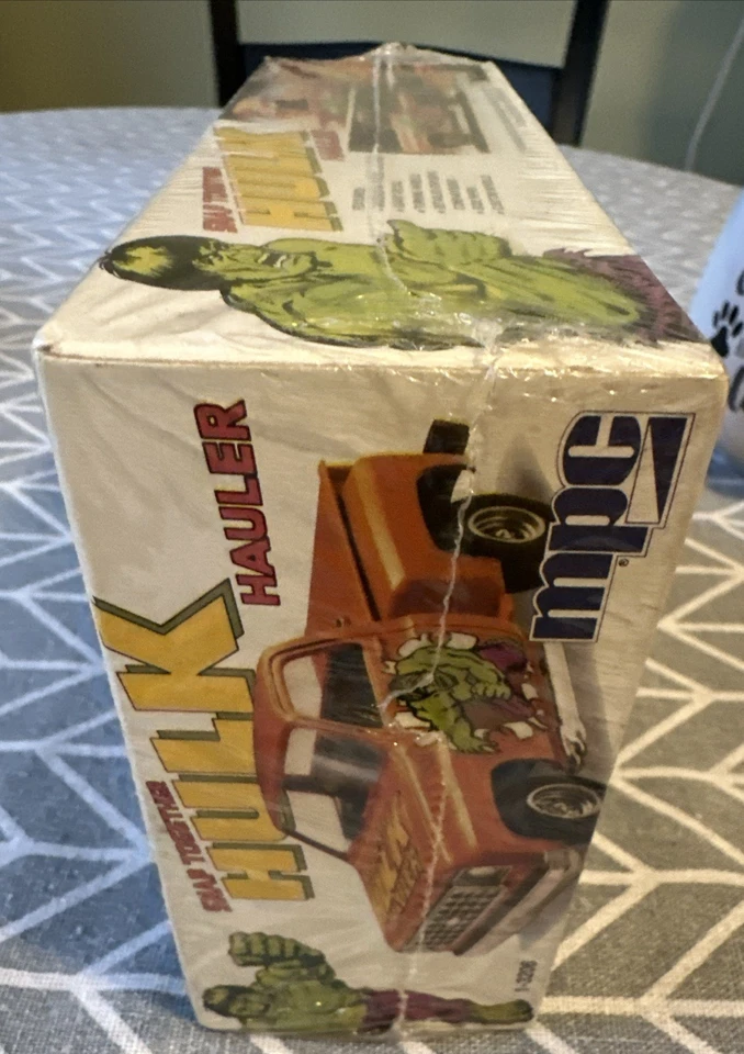 1977 Marvel Comics Hulk Hauler 1/32 Model Kit Snap Together Orig Mfr Sealed Box - Image 2 of 4