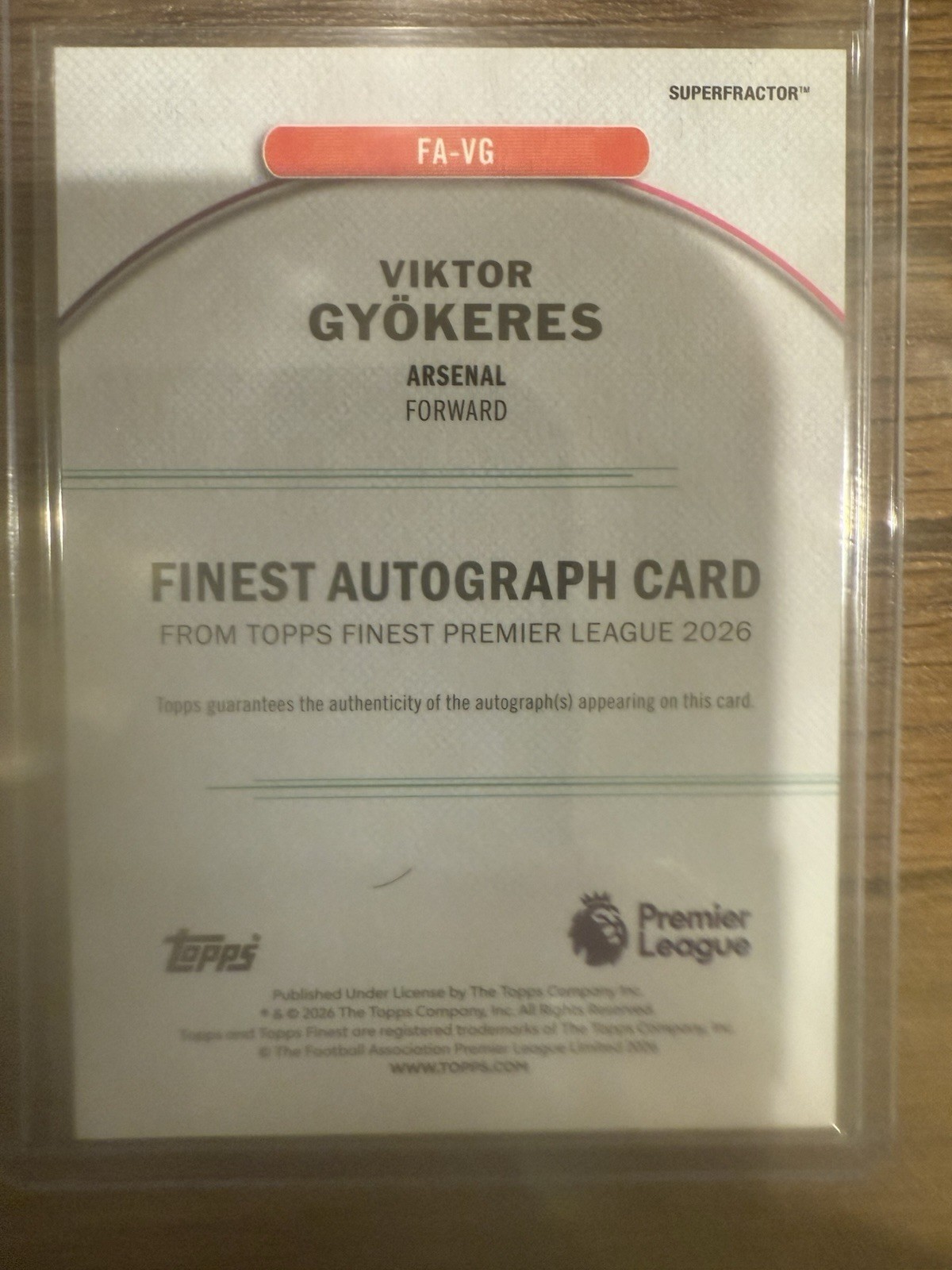 2025-26 Topps Finest SUPERFRACTOR AUTO Viktor Gyokeres Arsenal FA-VG 1/1 view 2