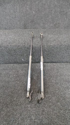 2L26B20* Kolben Motorhaube Hintern Für VOLKSWAGEN Golf 6 Limousine 5K6827550D