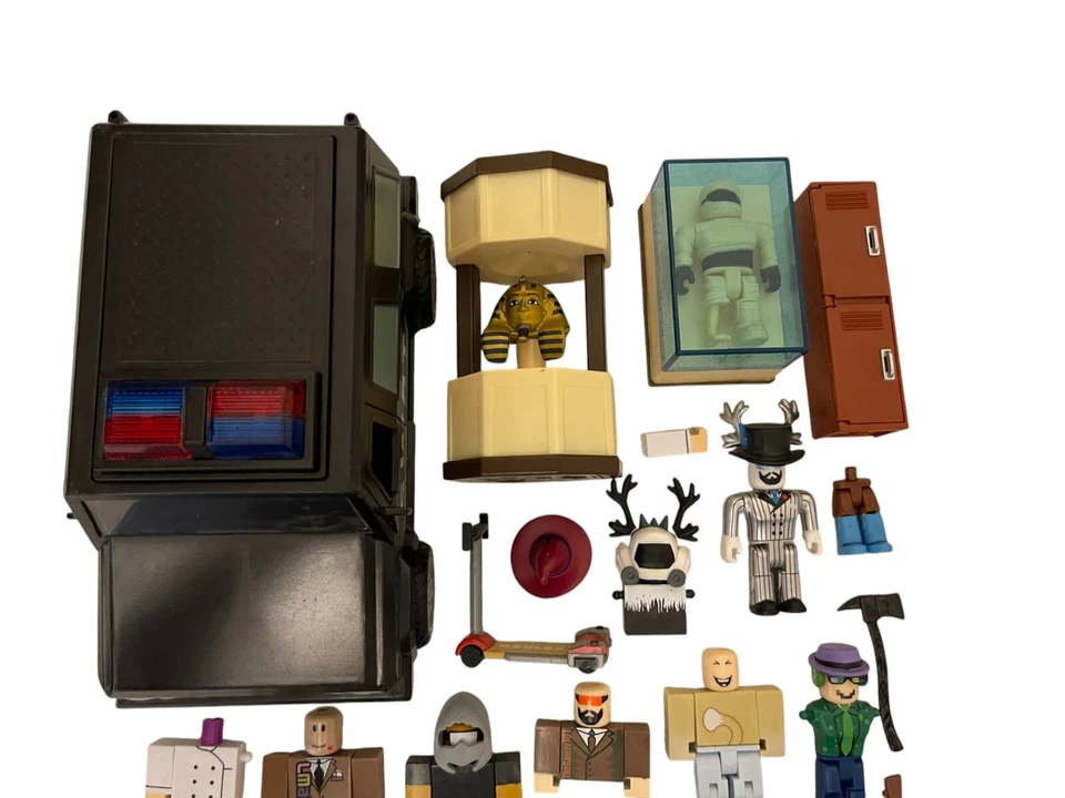 Roblox Toys Massive Lot of 185 Figures Accessories Vehicle no codes MUSE SEE! - Image 3 of 4