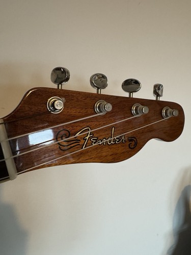 Fender Ukulele Koa Nohea - Picture 3 of 3
