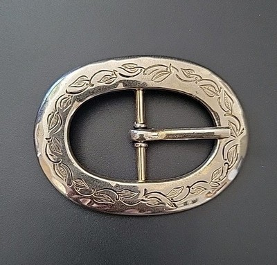 Belt Buckle Vintage Scalloped Oval Silver Tone Embossed Western Boho Accessory Vintage Belt Buckle Oval Shaped Etched German Silver Boho  main image 2