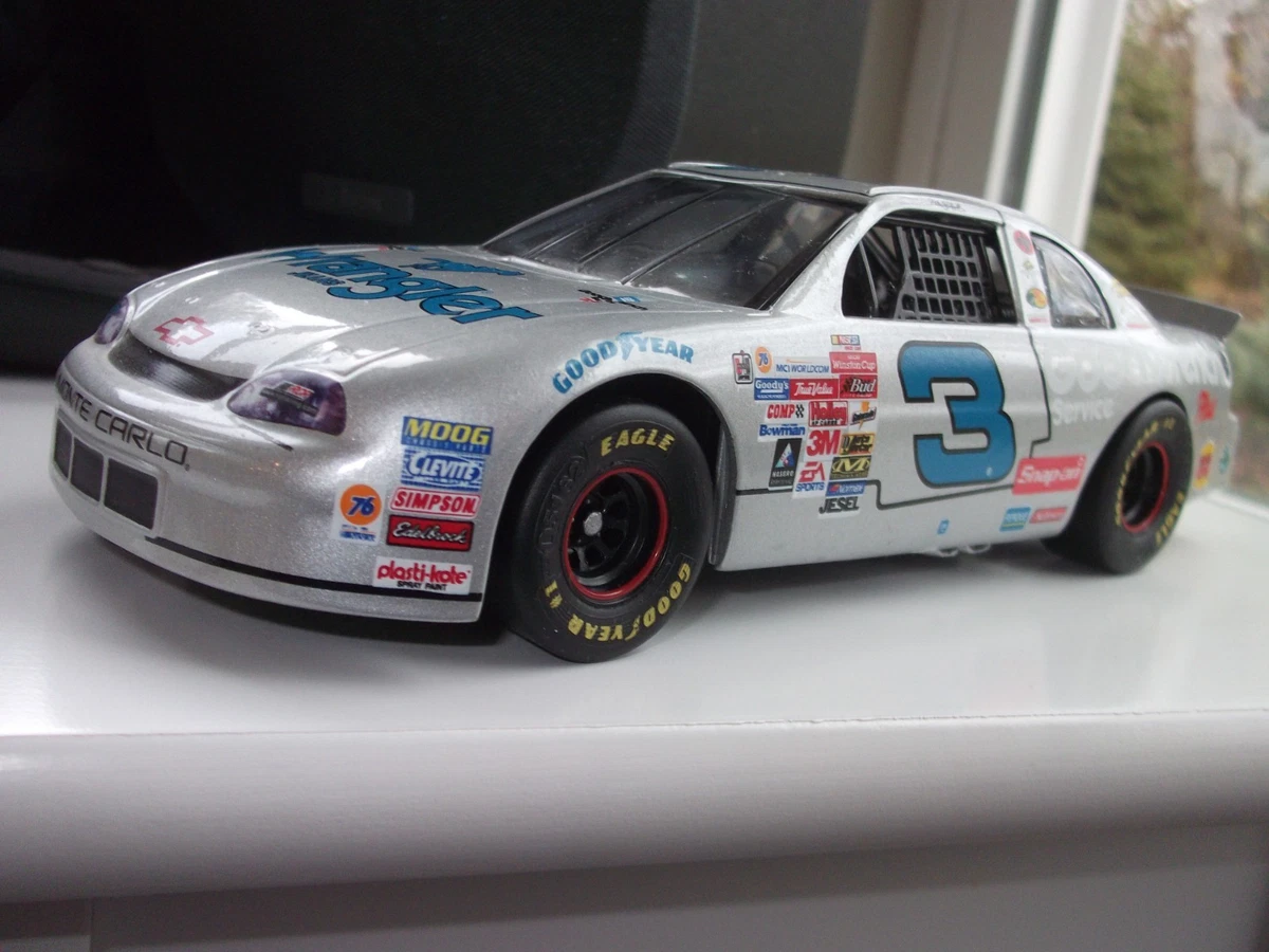 Brookfield Collectors Guild Dale Earnhardt 1:24 Diecast Racing