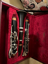Bb Clarinet Black Silver Plated Closed Hole Keys with Hard Case
