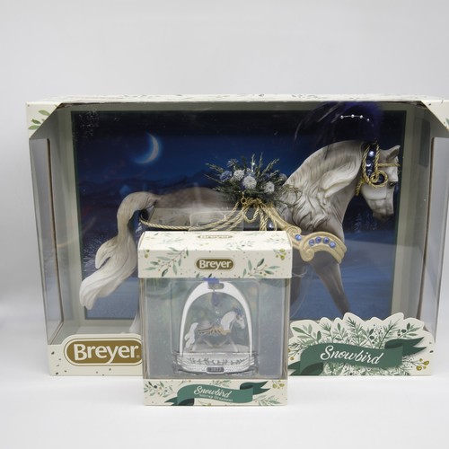 Breyer Horse 2022 Holiday Christmas "Snowbird" Troubadour Morgan Grey W Ornament - Picture 11 of 13