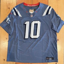 Ultimate New England Patriots Collector and Super Fan Gift Guide  55