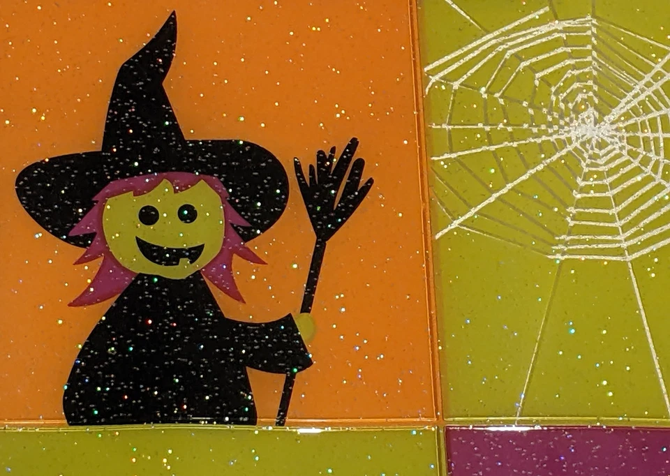 Set Of 6 Adorable Halloween Thick Vinyl Placemats 2007 Reversible Great For Kids - Image 4 of 4